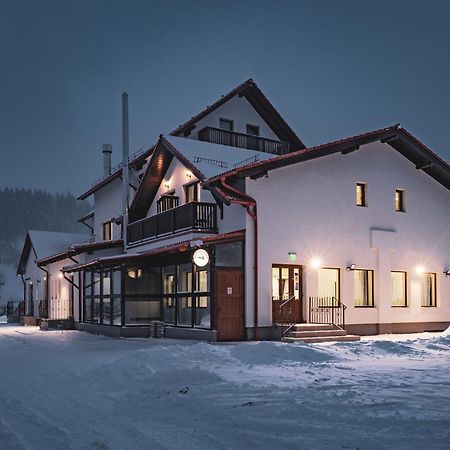 Hotel Rabbit Bran Moieciu de Jos Exterior foto